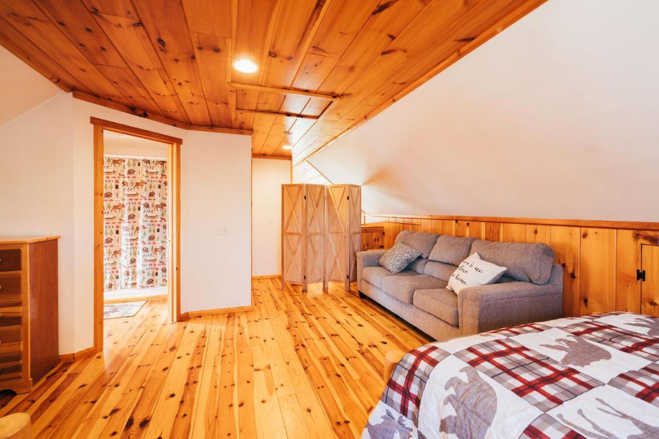 Ski Chalet W-Hot Tub, Only 3 Min To Sunday River Ski Lifts! เบเธล ภายนอก รูปภาพ